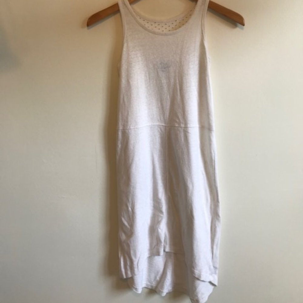 White beach dress